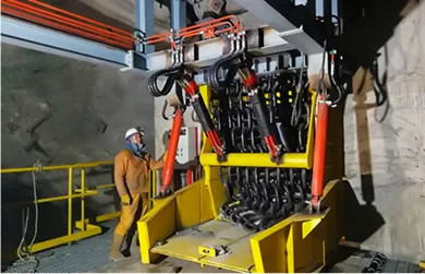Fabricación y montaje de tolvas hidráulicas en int. mina