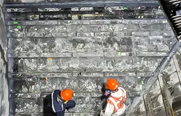 Mantenimiento de chutes/ montaje de liners